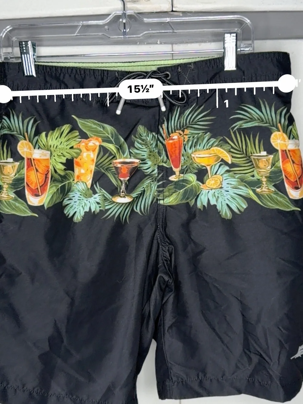 Tommy Bahama Mens Swim Trunks Medium 9” Black Tropical Cocktail Drinks board